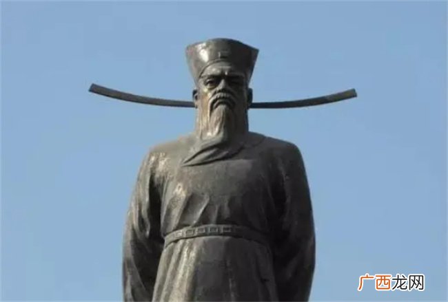 包拯奉天子之命为钦差大臣 访察天下州县