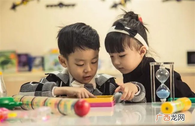 孩子对玩具的占有欲强 解读背后的原因 父母应该怎么做