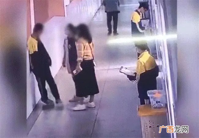 父母挂在嘴边的三句话容易毁掉孩子后半生 以后别对娃说了