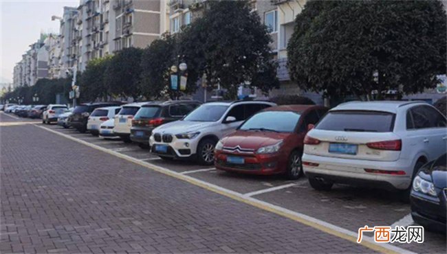 业主没交停车费能开车进出小区吗业主没交停车费能停车吗