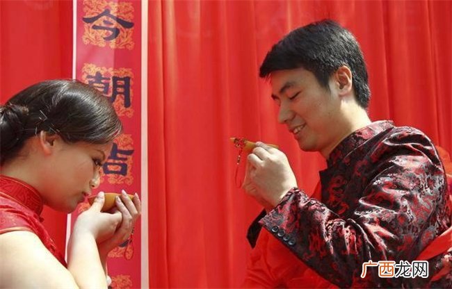 八字中分析婚姻感情时如何推断出对方的性格外貌