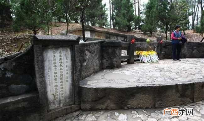 2022年重阳节能不能修坟墓 2022年重阳节可以修坟墓吗