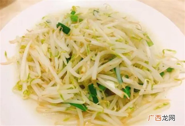 在家做蒜香豆芽菜 清脆爽口蒜香浓郁 没有添加剂吃着放心