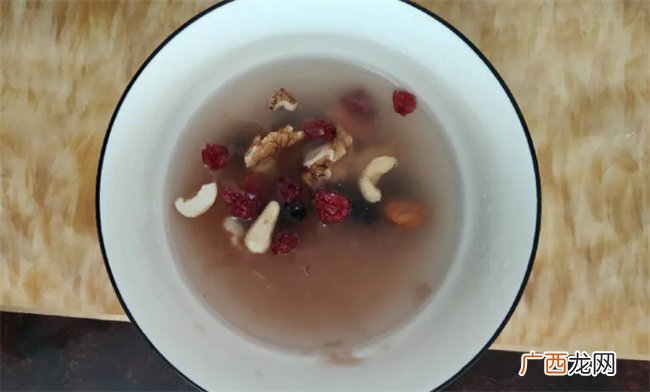 ?藕粉吃了有什么好处 藕粉有什么作用和功效