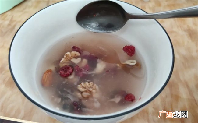 ?藕粉吃了有什么好处 藕粉有什么作用和功效