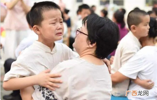 孩子怕妈妈用五种方式对待 与孩子相处态度和言谈很重要