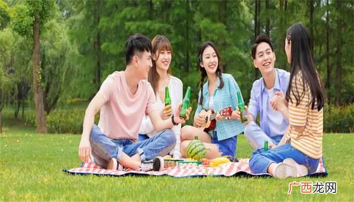 梦见死去的朋友还活着:说明你