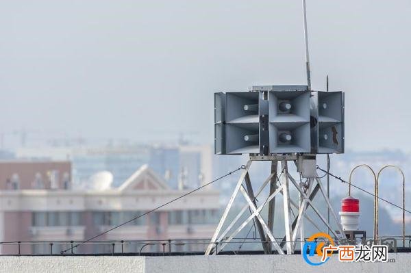 多地试鸣防空警报 全国国防教育日_酷知科普