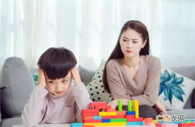 当孩子坚定的说出长大想当售票员时父母的回答极为重要