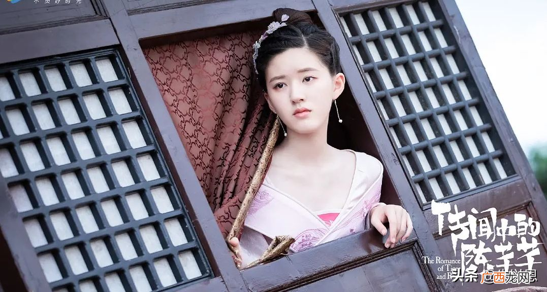 圆脸赵露思是如何火起来的 赵露思是哪个公司的艺人