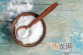 黑色衣服褪色了怎么恢复原色