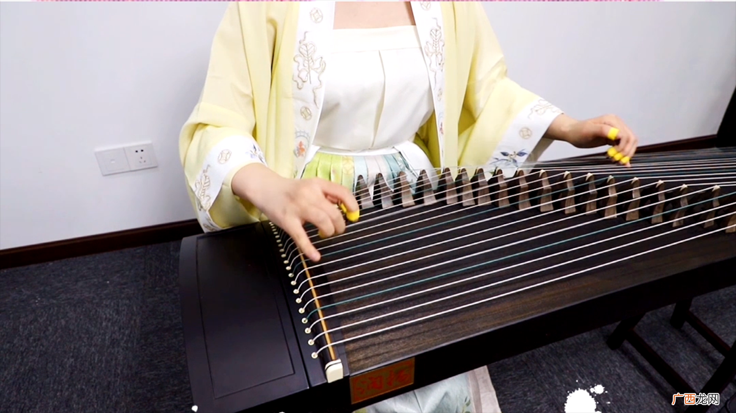 非常具有古典风格的古筝名曲 古筝十大名曲是哪十首