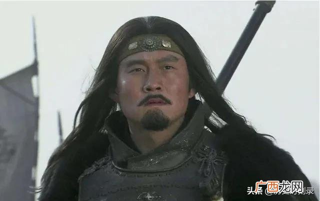 究竟是谁斩华雄的 历史上到底是谁斩华雄