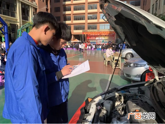 适合男生的五大职校专业 男生大专学什么专业好就业前景好