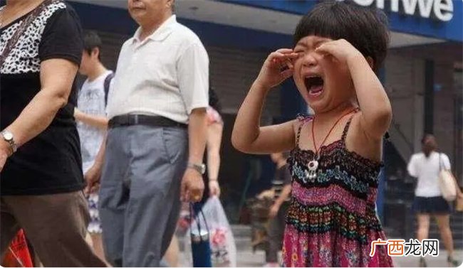 作为父母尽量少带孩子去几个地方 对孩子不好 有科学依据