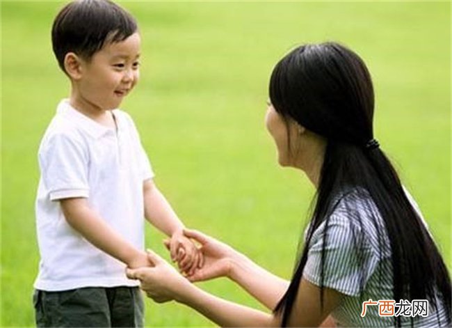 想要让孩子真正成长 最好不要逼孩子做这些事 不然会后悔