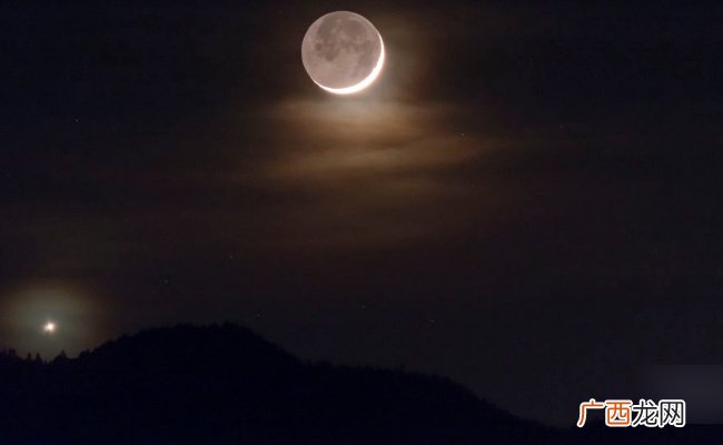 10月10日最美“星月童话”金星合月来了 什么是金星合月