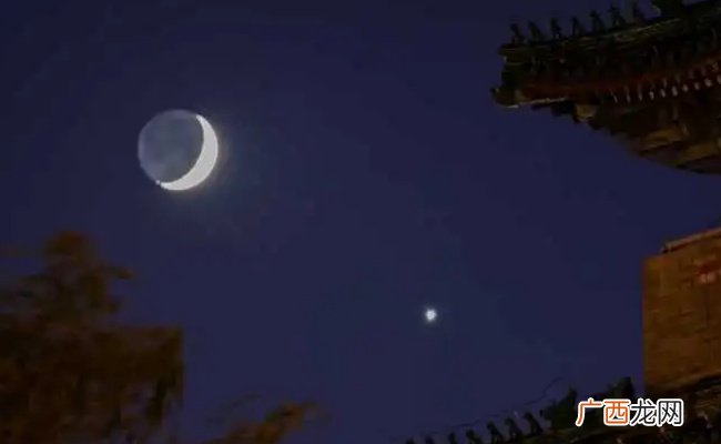 10月10日最美“星月童话”金星合月来了 什么是金星合月