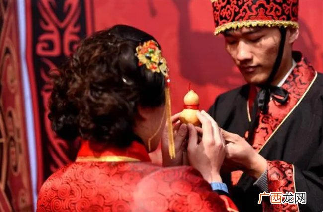 命理学中宏观格局对命主的贫富吉凶影响都有哪些