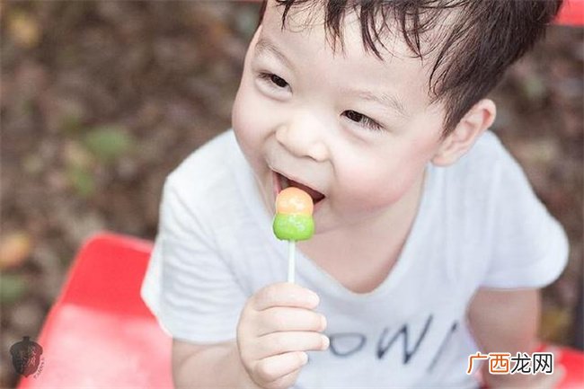 这几种性格的孩子看着活泼外向 可是长大后没有多少朋友