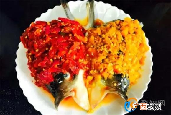 做剁椒鱼头记住两点，鱼肉嫩滑没有土腥味，鲜辣爽口简单易上手