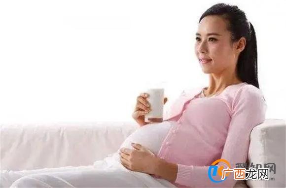 孕妈们嘴下要留情，这几种食物碰不得，吃了胎儿也跟着受罪！