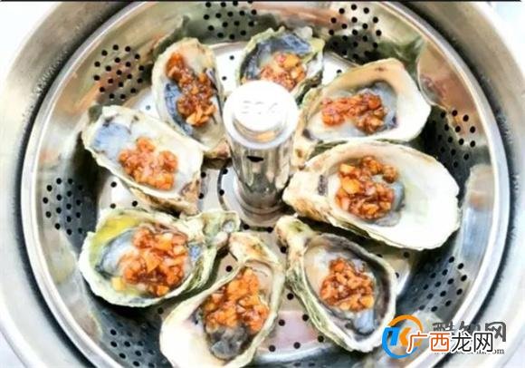 蒜蓉生蚝做法有窍门，记住一点做出来鲜嫩多汁，蒜香浓郁，无腥味