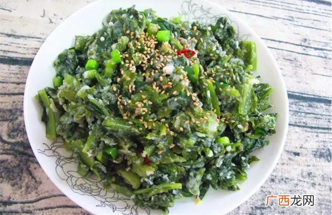 不起眼的莴笋叶别再扔掉了 教你简单蒸一蒸 营养又美味特别好吃