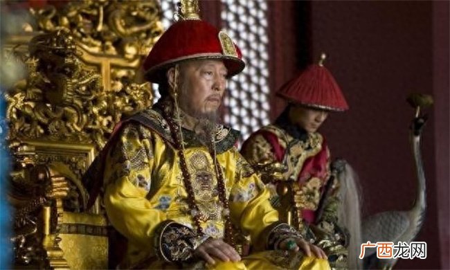 清朝最好命的皇帝 父亲替他熬死了哥哥们 他不争不抢白捡皇位