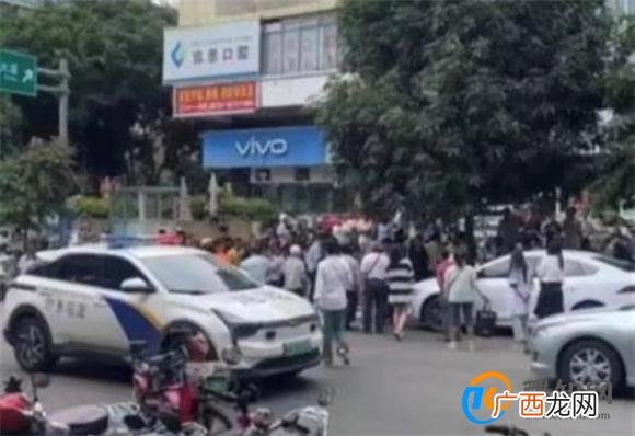 刚取40万现金就被抢劫 警方回应取钱后被抢劫事件_酷知科普