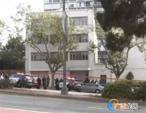 中领馆回应遭冲闯袭击 已经造成严重的破坏_酷知科普