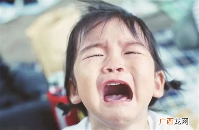 孩子的这一行为很讨厌 父母不要担心 这是孩子聪明的表现