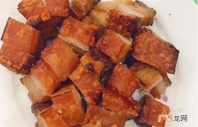 网红版脆皮五花肉 外酥里嫩肥而不腻 关键是做法还简单