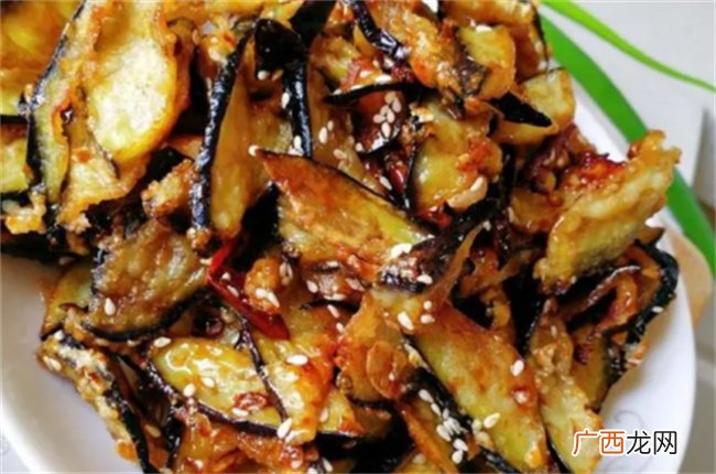 教你茄子新做法 外酥里嫩 香辣酸甜又开胃 风味独具特色