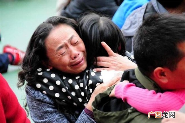 经常跟孩子讲这几句话 证明家长很无能 对孩子造成的影响很大