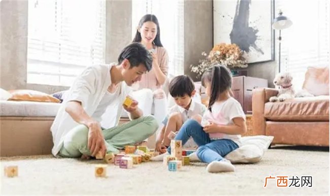 经常跟孩子讲这几句话 证明家长很无能 对孩子造成的影响很大