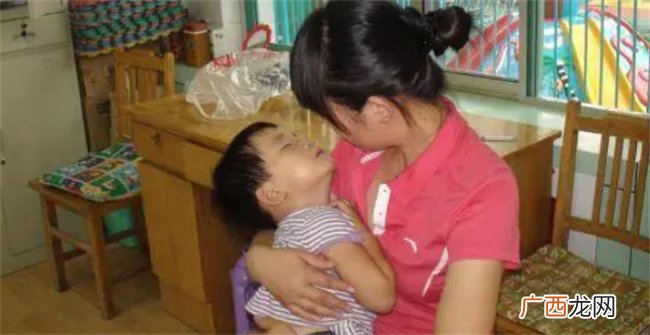 孩子几岁上幼儿园比较好 听听专家们怎么说 三岁有点早