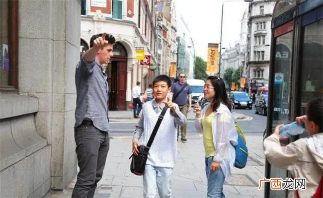 孩子不和亲戚打招呼 是父母教育不当么 父母应注意的问题
