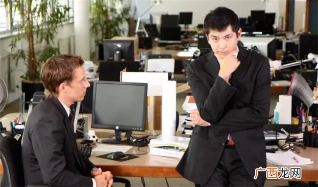 命理学中如何推断命主一生工作与仕途是否平安顺利
