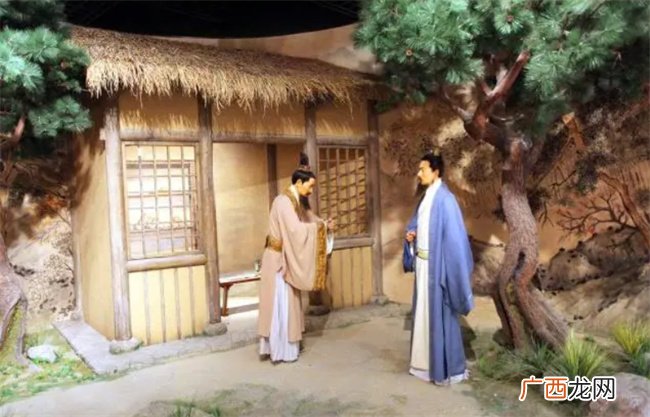 解析命理学中如何通过十神推断命主的运势吉凶