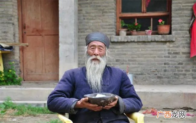 解析命理学中关于十神的物质与精神体现都有哪些