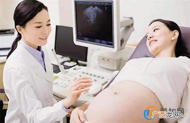 孕妇孕期吃水果上瘾孩子出生后医生说：第一次见这么大的孩子