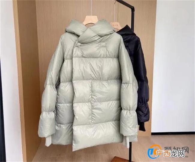 羽绒服可以用洗衣机清洗吗 如何正确清洗 今天教会你