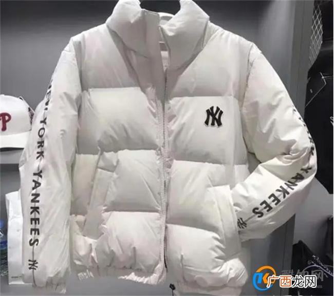 羽绒服可以用洗衣机清洗吗 如何正确清洗 今天教会你
