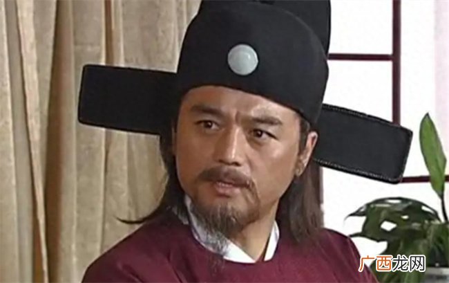 明朝宰相请皇帝到家中喝酒 皇帝走到一半 下令 满门抄斩