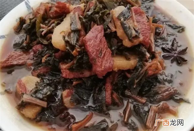 简单美味的“梅菜烧肉”肥而不腻 满口留香米饭最佳伴侣