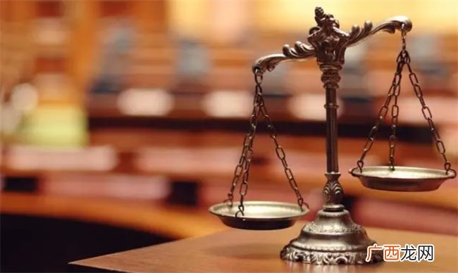 四柱命理学中盖头截脚与天覆地载理论都有哪些特点