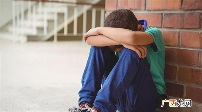 ?孩子总是不开心怎么回事 幼儿不开心的原因有哪些