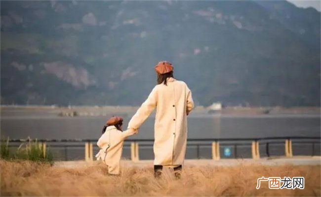 孩子需要的是用心陪伴 而不是陪着 父母 要学会适度放手