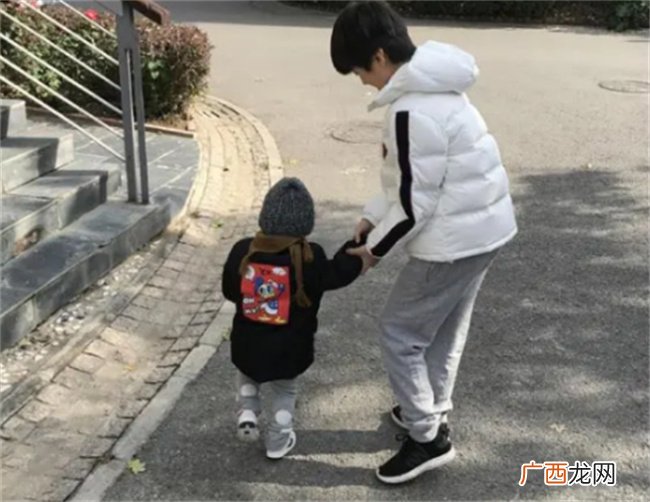 面对困难时这3种做法会让孩子不能直面困难 家长要注意